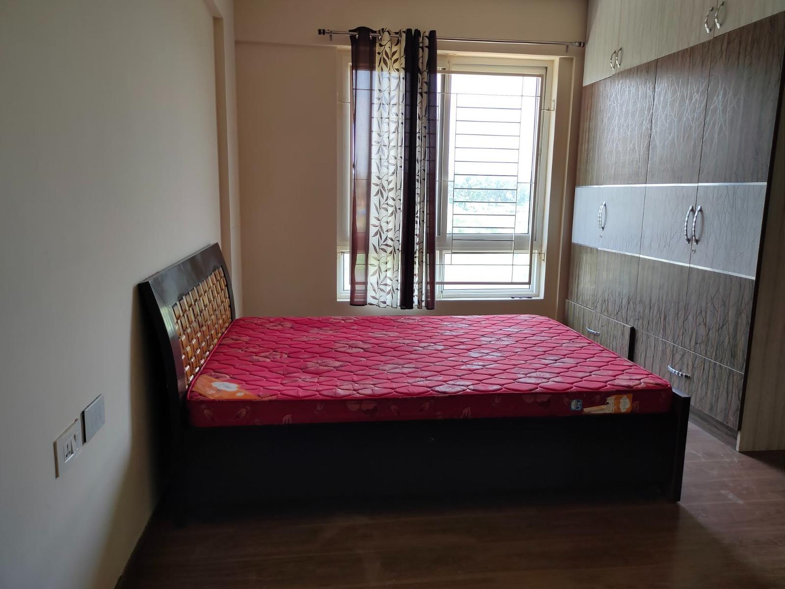 Sumadhura Silver Ripples